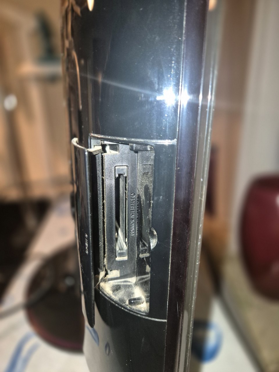 Samsung SyncMaster P2770HD - 27 inch Full HD Monitor