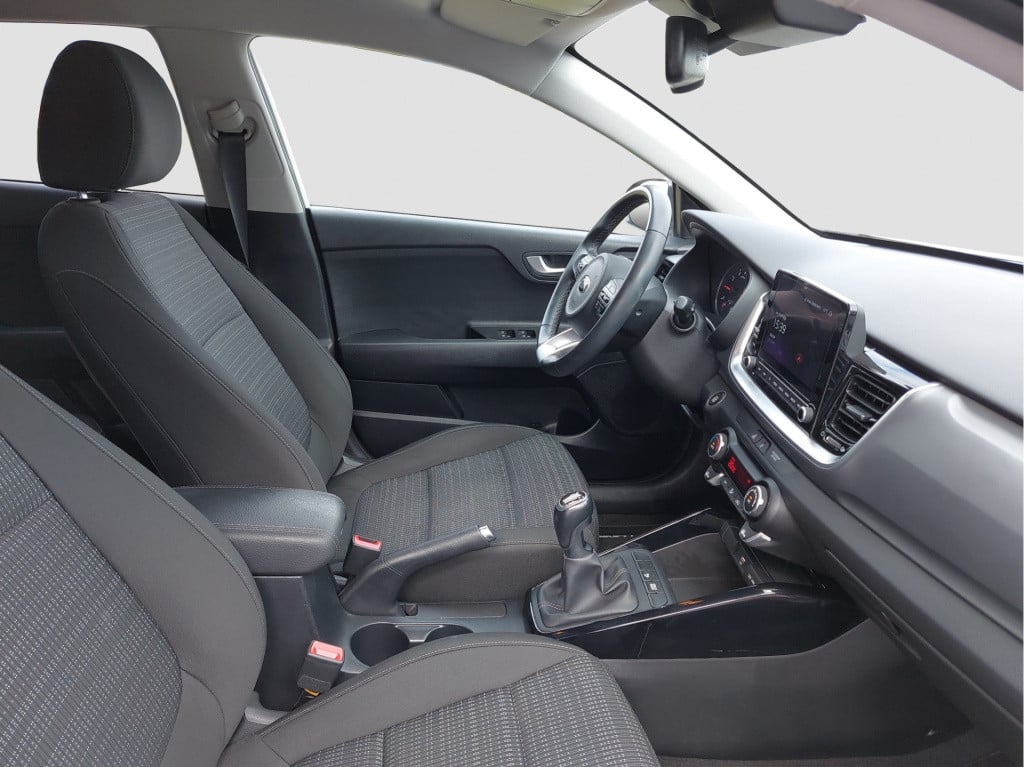 Kia Stonic 1.0 t-gdi mhev dynamicplusline | climate control |