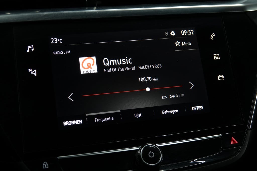 Opel Corsa 1.2 gs line | cruise | carplay | camera | pdc |