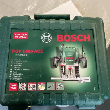 Bovenfrees bosch pof 1400 ace