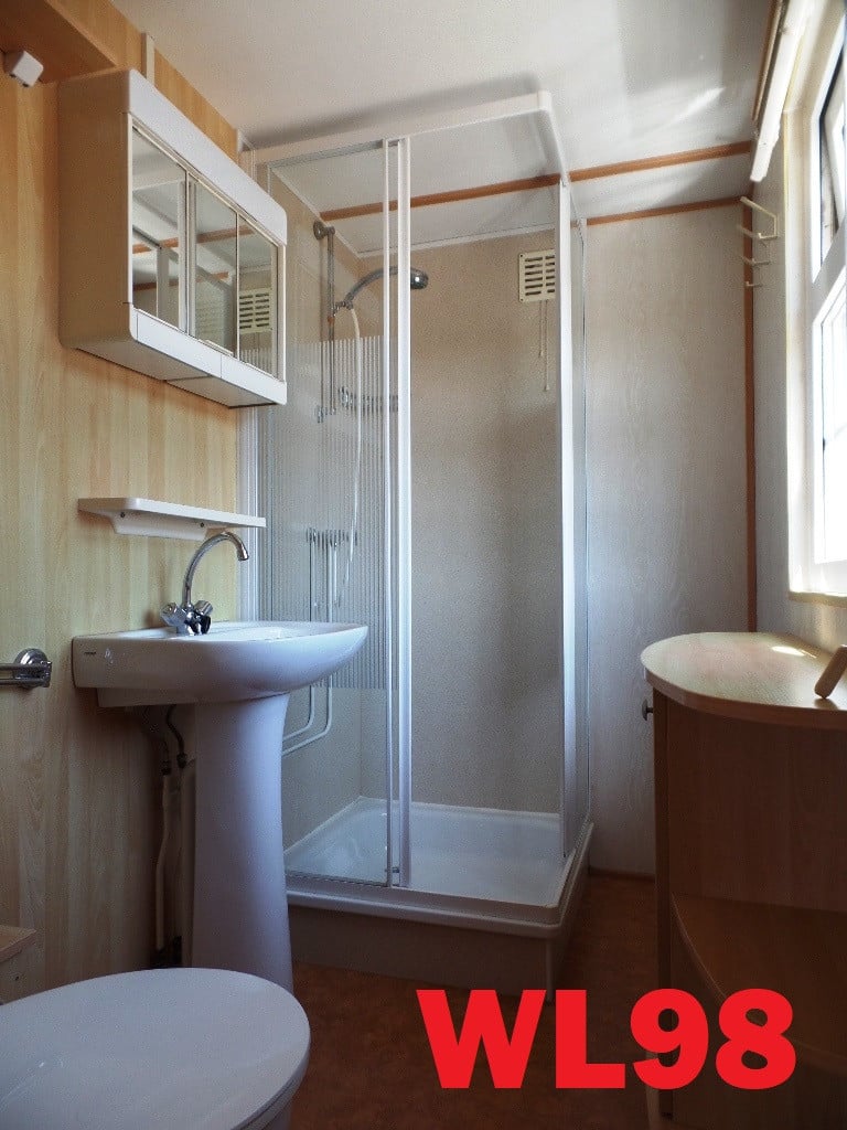 Keurig chalet met dubbel glas met 2 slaapkamers en dubbel glas te koop