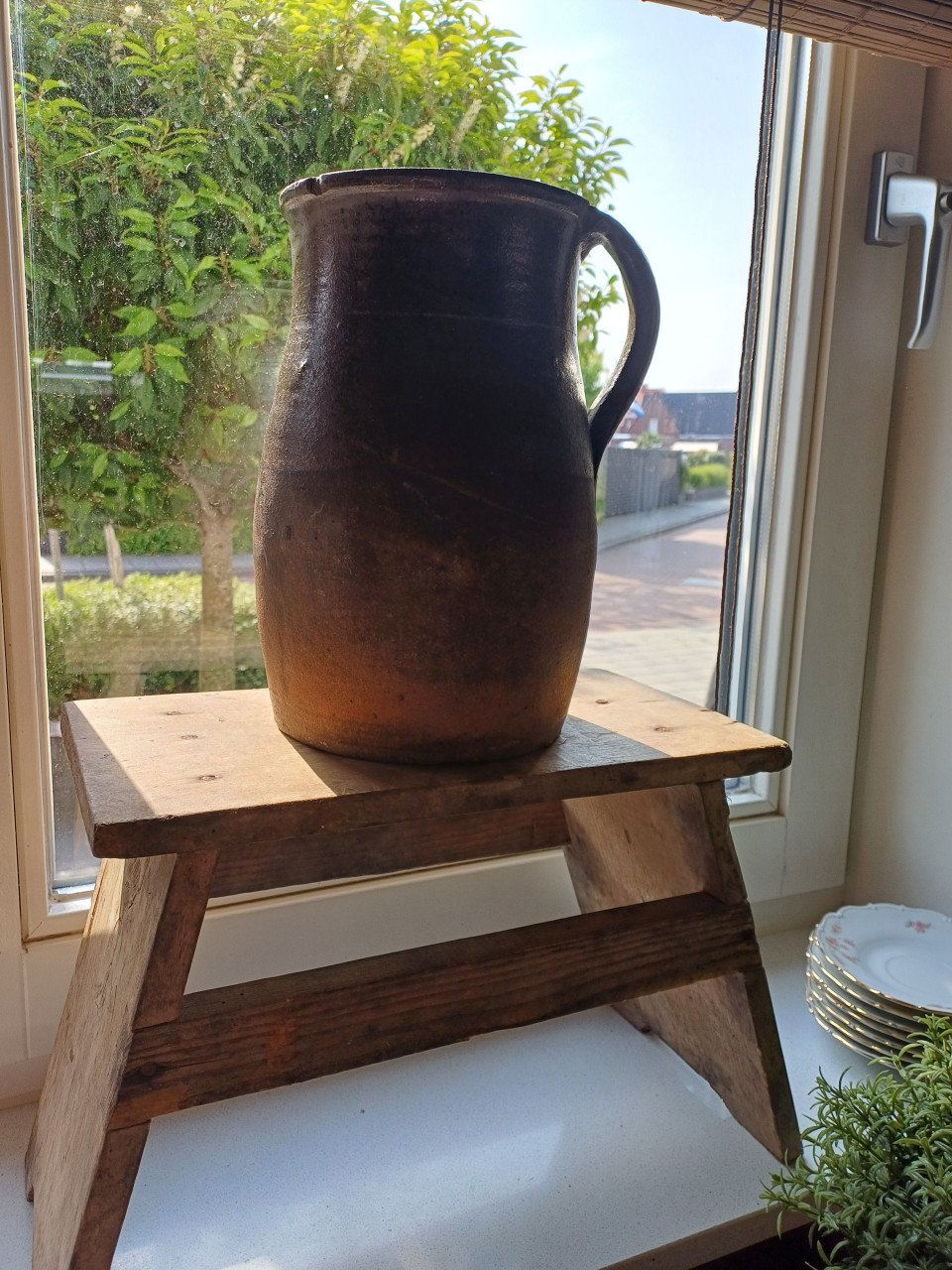 Brocante vensterbankkrukje