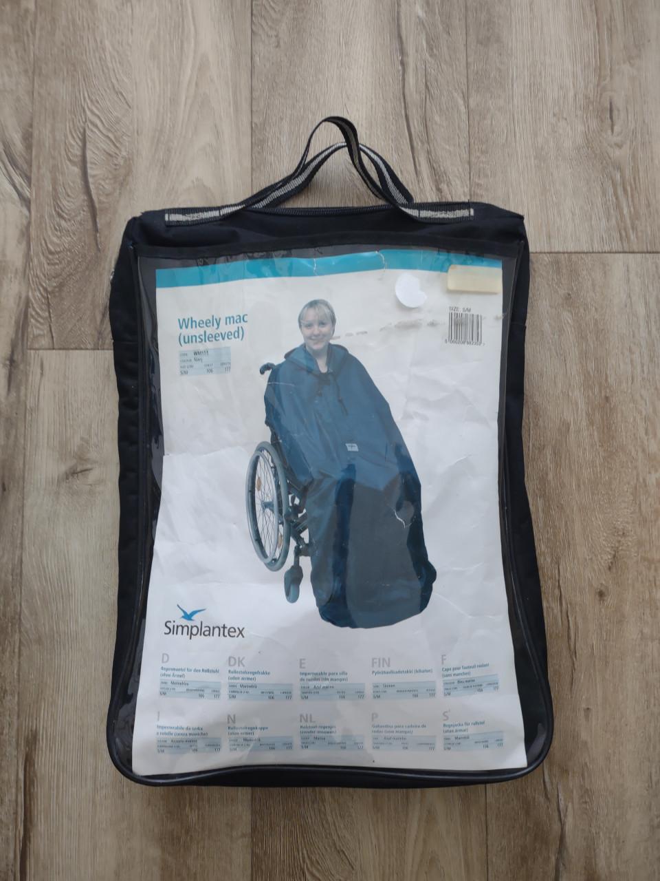 Mooie blauwe regenjas rolstoel, cape, jas waterdicht, S/M.