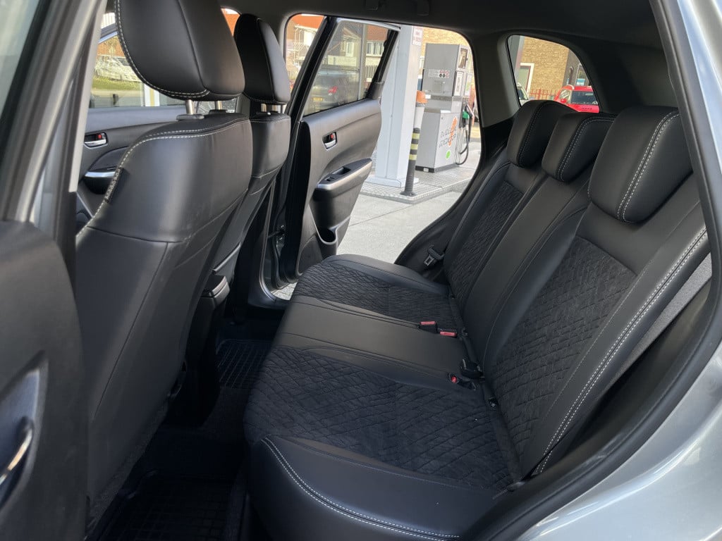 Suzuki Vitara 1.4 boosterjet style smart hybrid/trekhaak