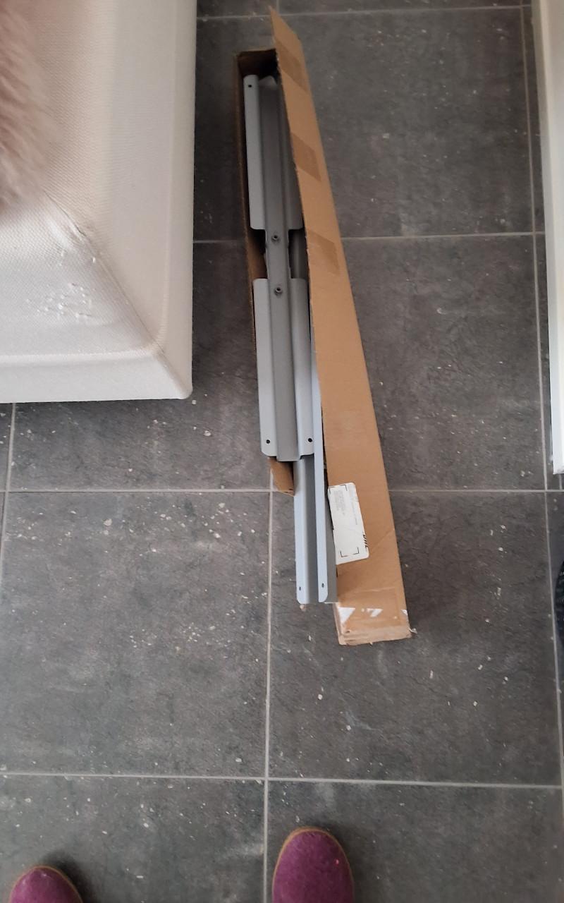 Gratis parasol van ikea nooit gebruikt vullen de standaard met zand