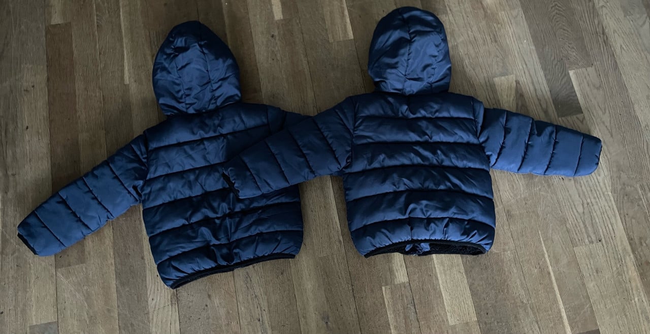 2x winterjas maat 98/104