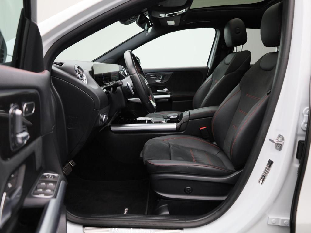 Mercedes-Benz Gla-klasse 250 e amg line premium plus | automaat | panorama 