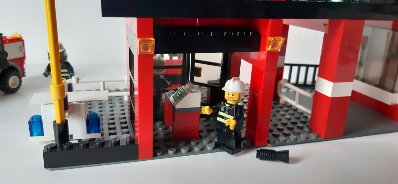 Lego City 7240 brandweerkazerne