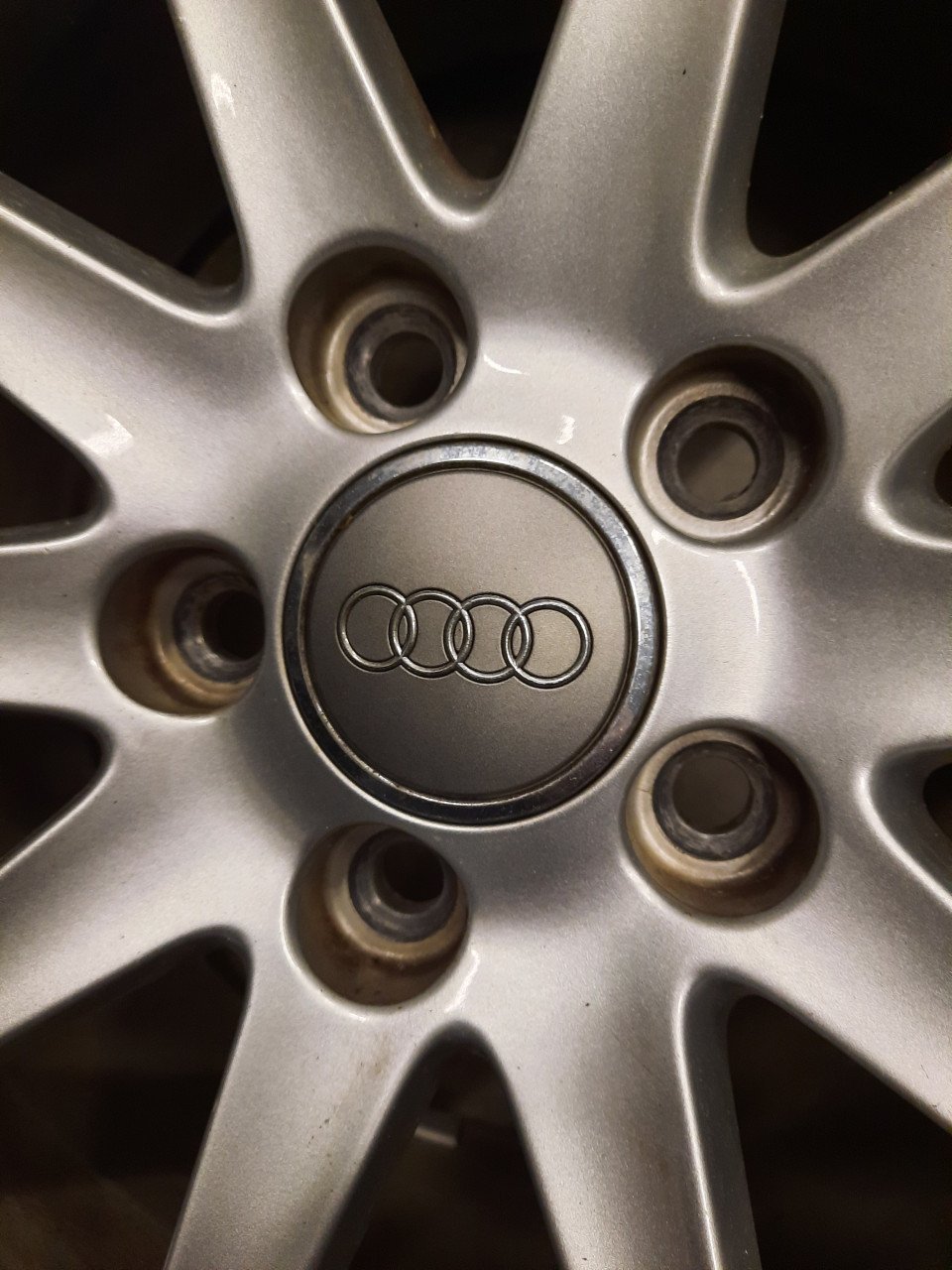 Te koop audi velgen in zeer goede staat 16 inch