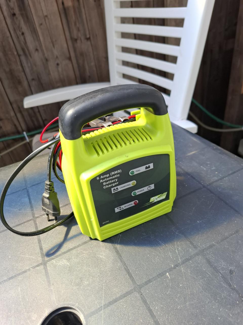 MCH6A automatische acculader