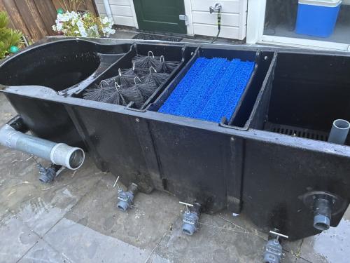 Vijver filter met vortex