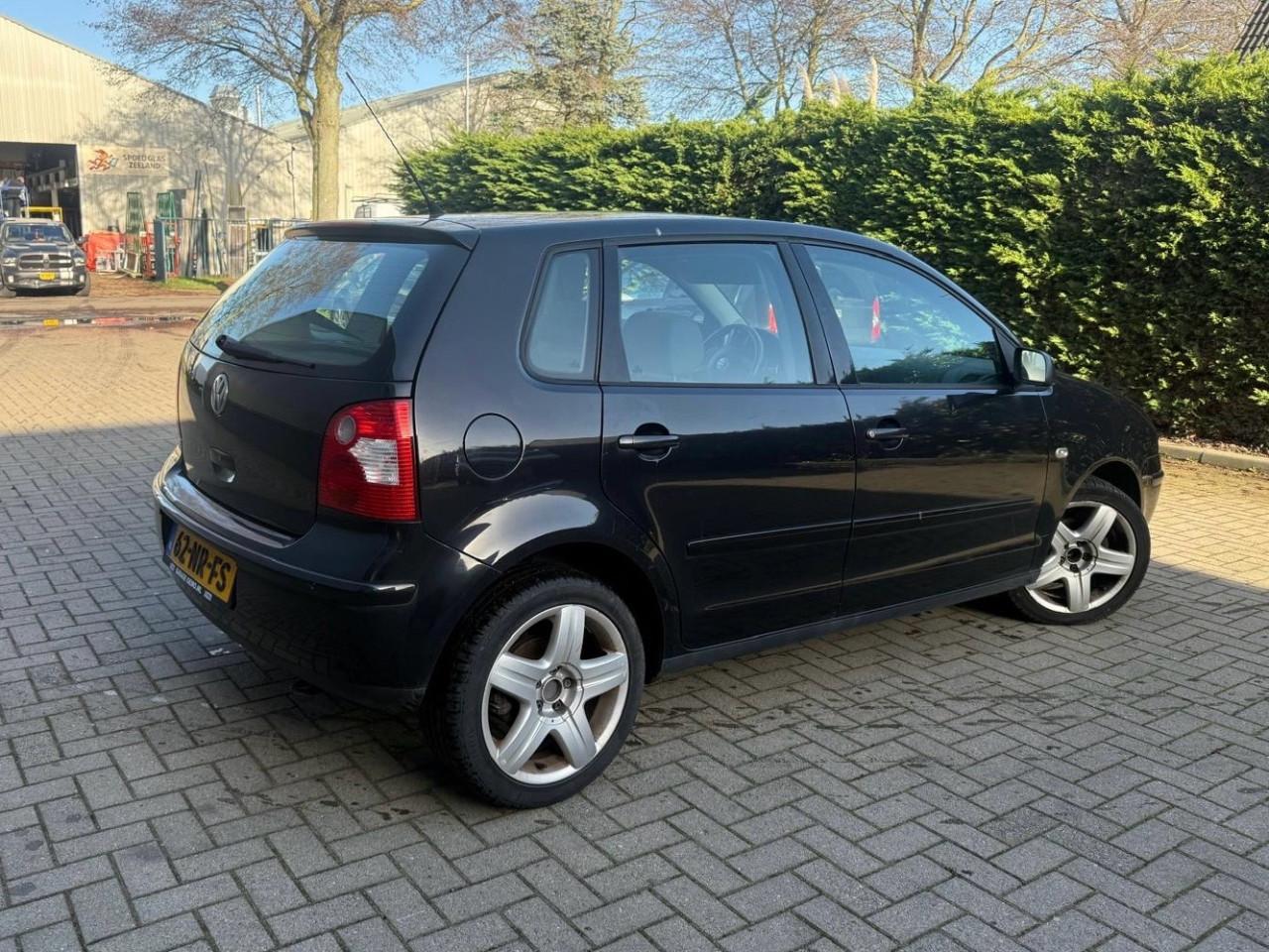 Volkswagen Polo 1.4-16V Highline 148.971Km