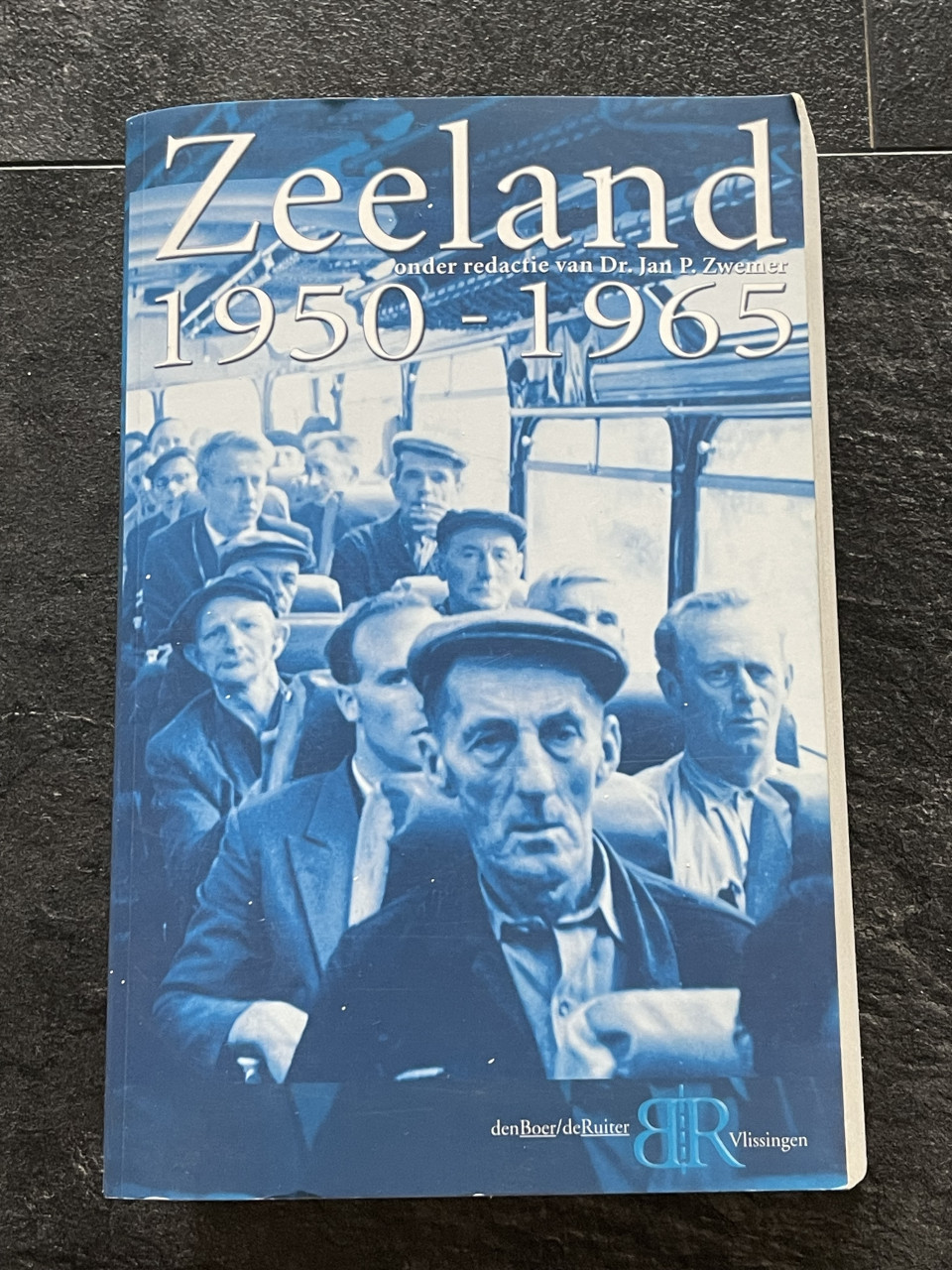 Boeken west Kapelle Zeeland klederdracht etz