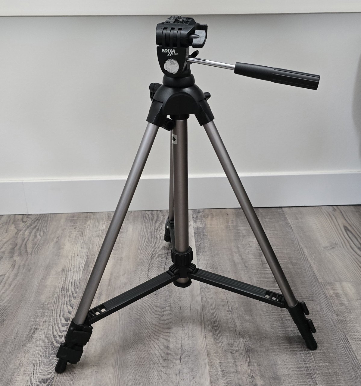 Edixa S-100 statief (defecte snelkoppelingsplaat)
