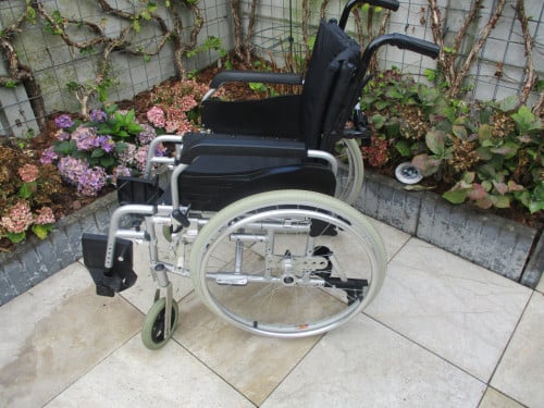 Zgan Excel 200 G5 opvouwbare lichtgewicht rolstoel met anti-lekbanden