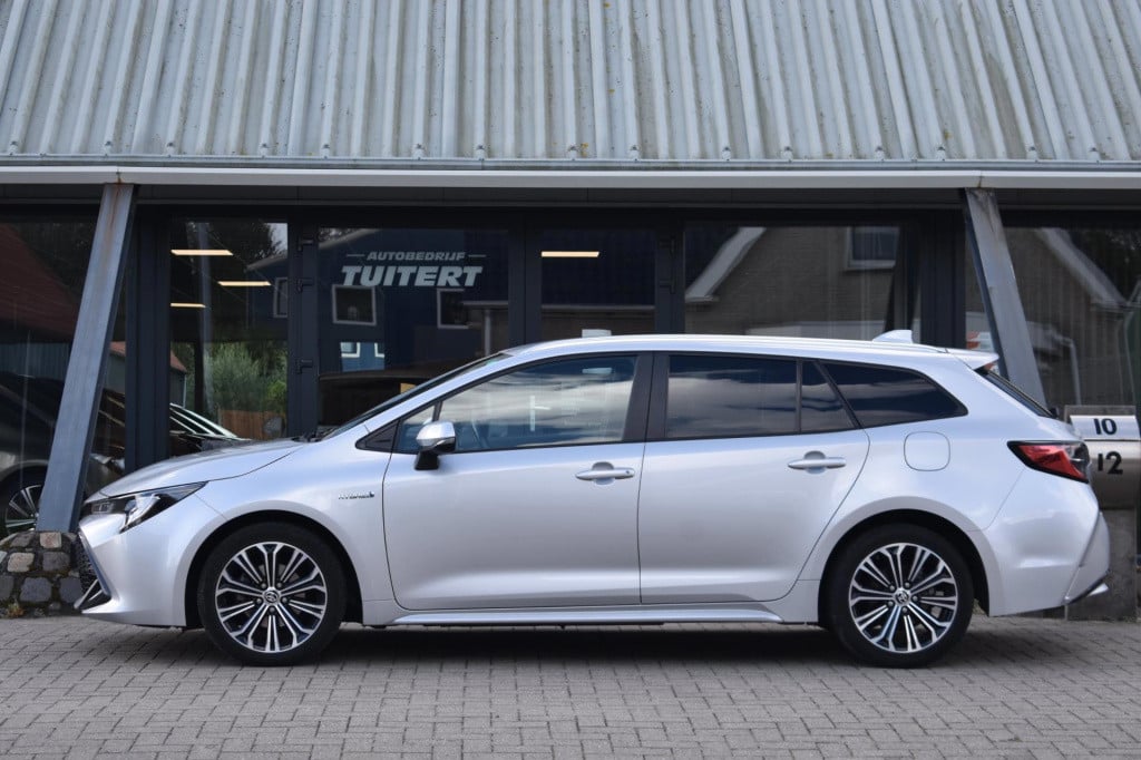 Toyota Corolla Touring Sports 1.8 hybrid sport plus | camera | afn. trekhaa