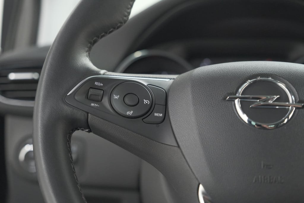 Opel Crossland X 1.2 turbo 130 pk level 4 | navigatie | dodehoek detectie |