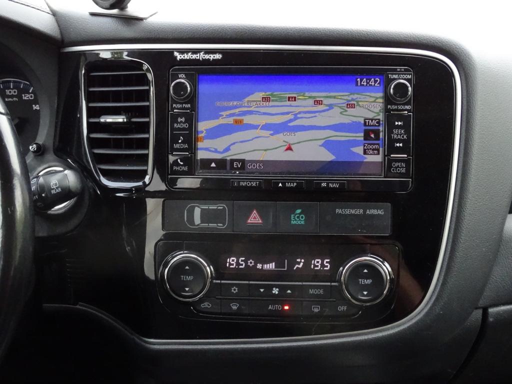 Mitsubishi Outlander 2.0 phev instyle+ schuif-/kanteldak | stoel-/stuurverw