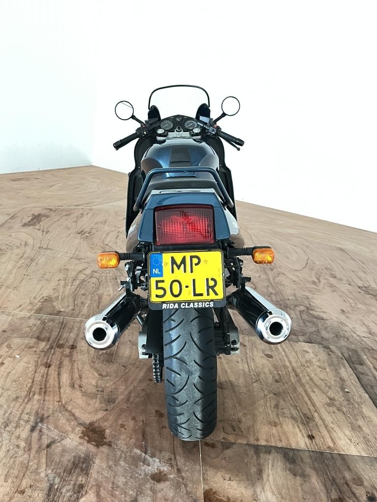 Triumph Trophy tour 900