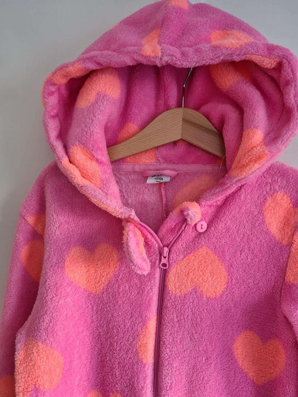 Donker roze zachte onesie van Kikki & Koko  Maat 122-128