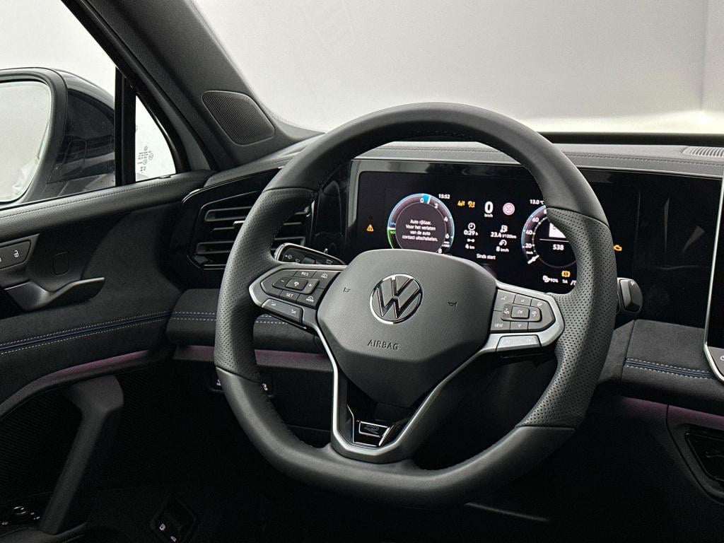 Volkswagen Tiguan r-line edition plug in hybride 204 pk black style pakket