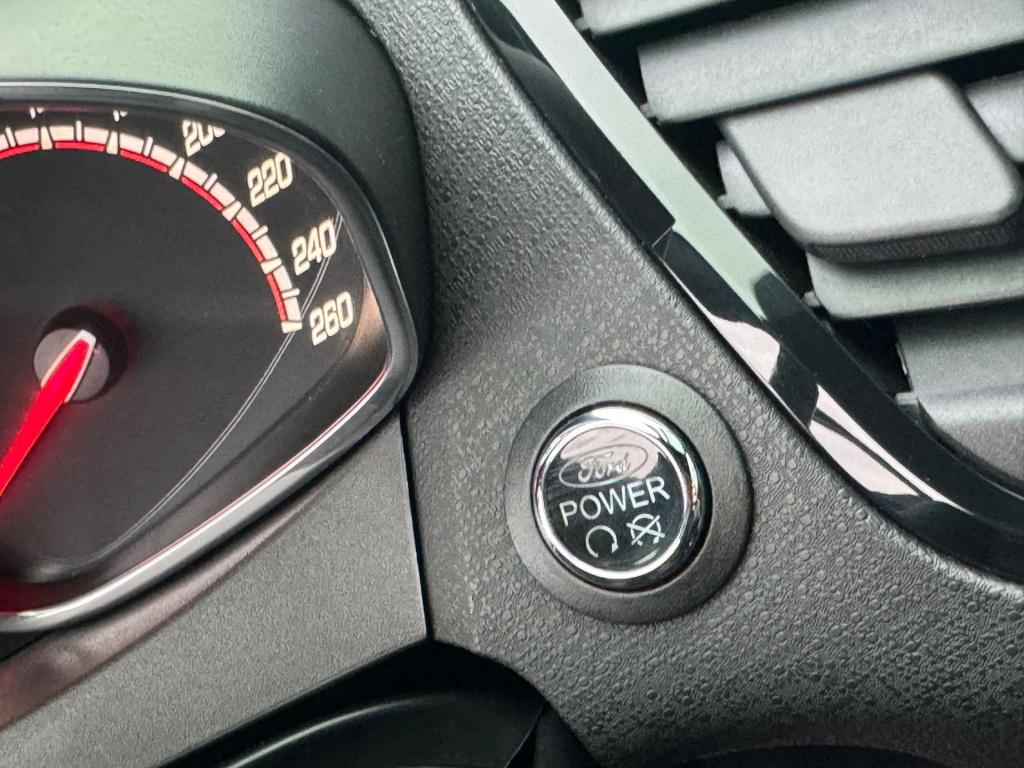 Ford Fiesta 1.6 st2 * camera * recaro * stoelverwarming * clima