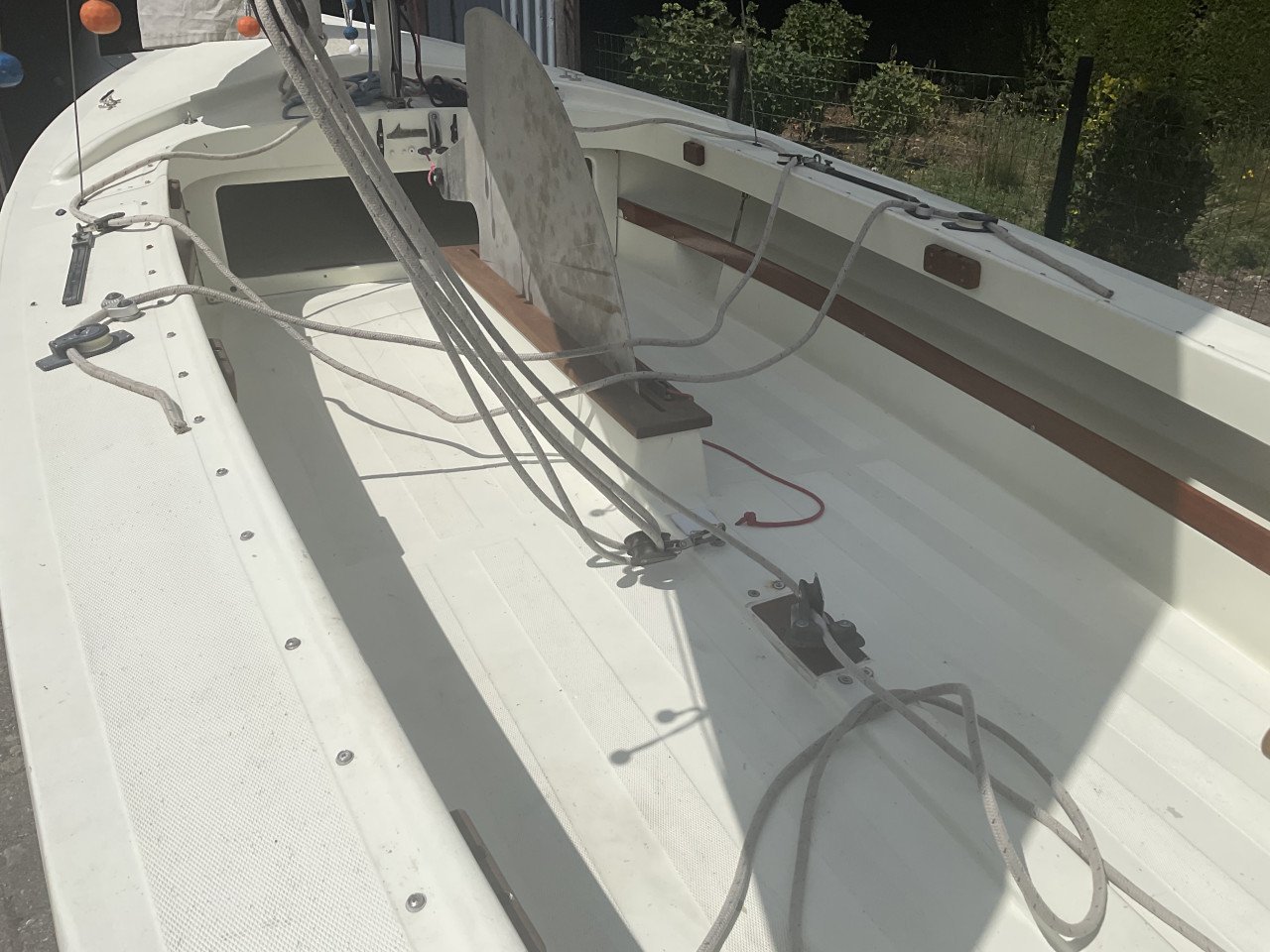 Te koop degelijke zeilboot, type volksboot 600
