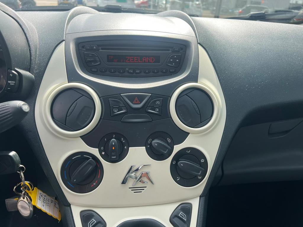 Ford KA 1.2 69pk champions edition , airco