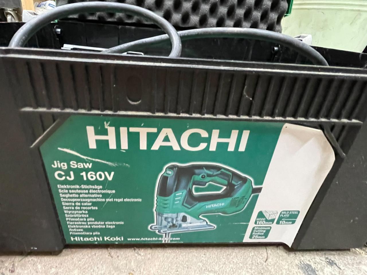 Hitachi decoupeerzaag