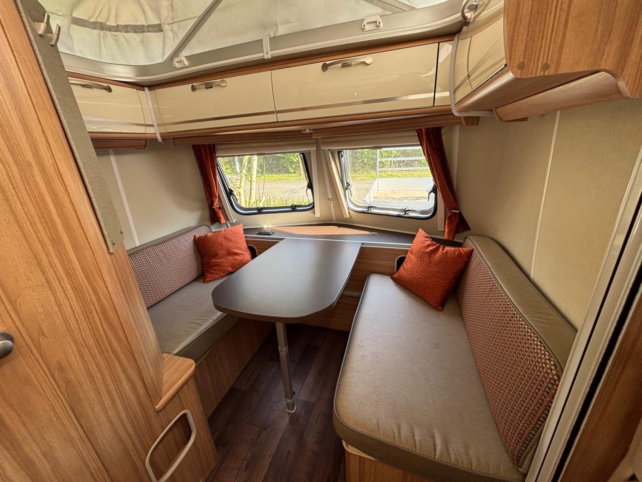 Eriba Touring Troll 530 Silver Edition   Zeer compleet