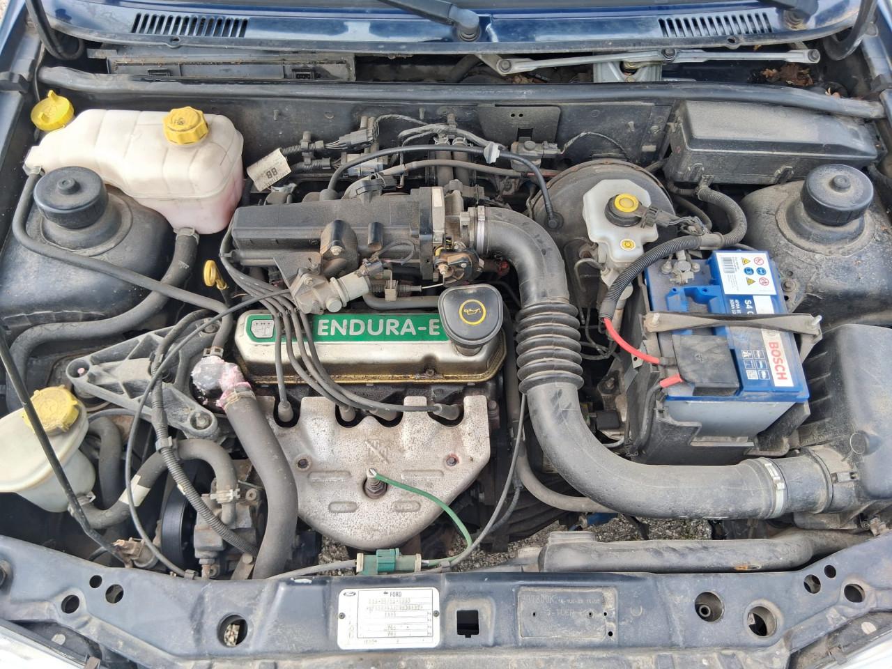 Ford Fiesta 1.3 I 3DR 2001 Blauw