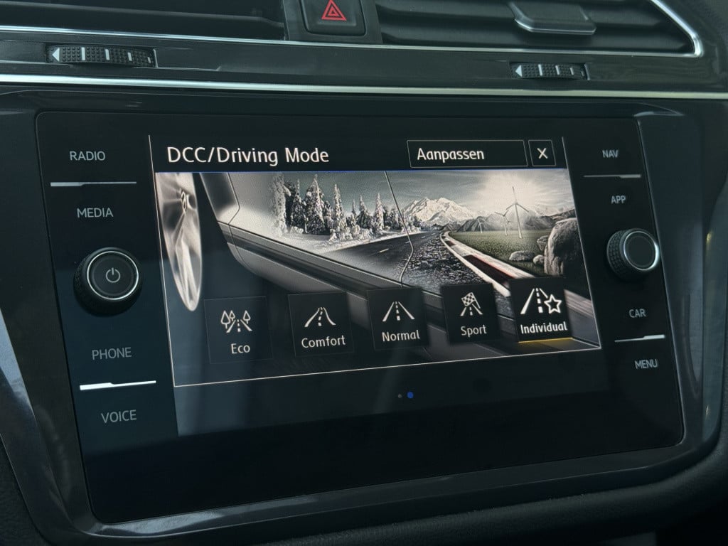Volkswagen Tiguan Allspace 1.5 tsi comfortline business 7p. | vc | pano | 3