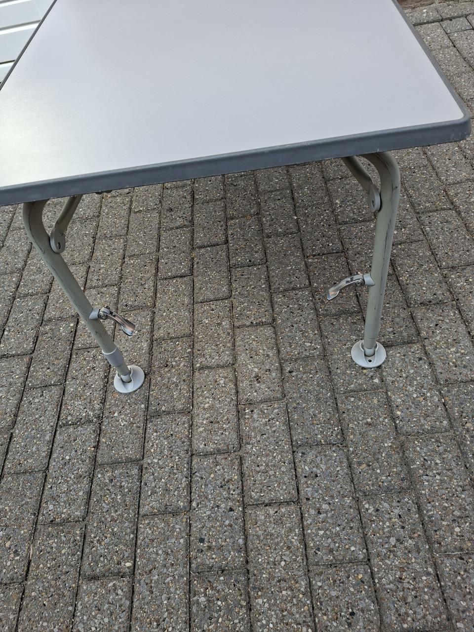 Kampeertafel