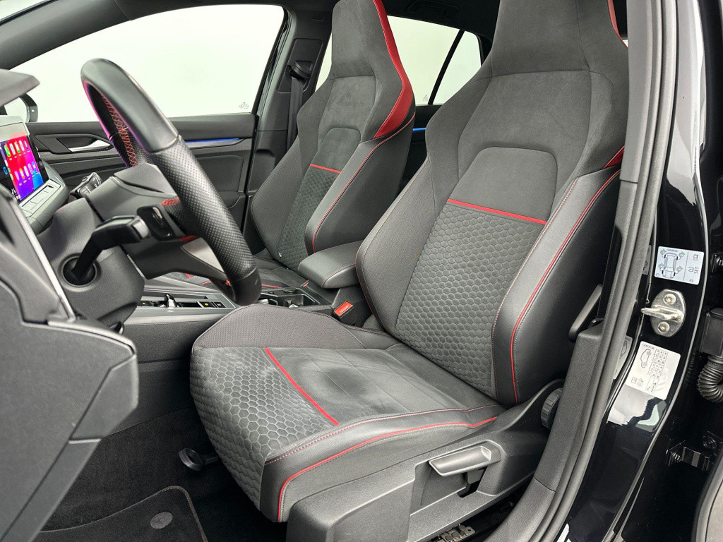 Volkswagen Golf 2.0 tsi gti clubsport pano iq camera