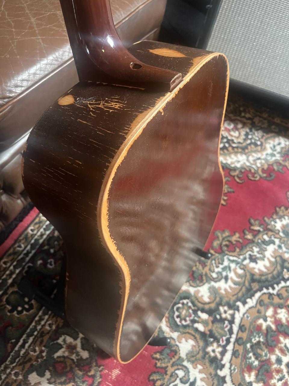 Egmond 12-String – Made in Holland – (Serienr. 31080018)