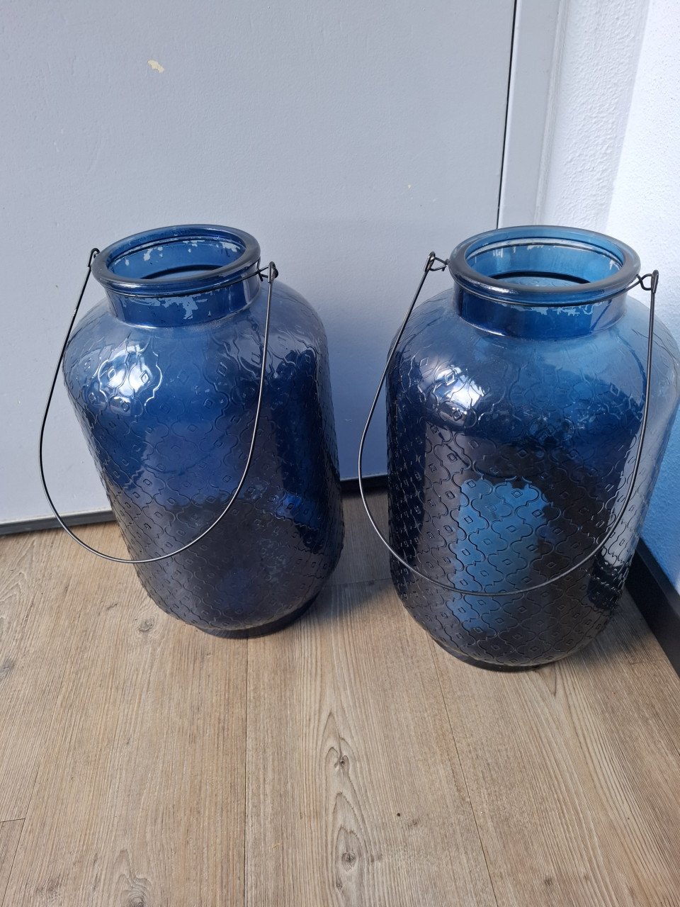 Twee prachtige windlichten