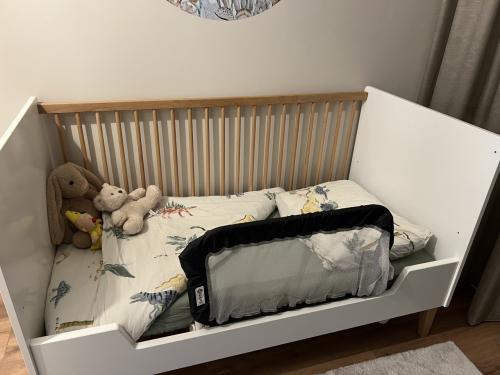 Gratis Peuterbed af te halen inclusief matras