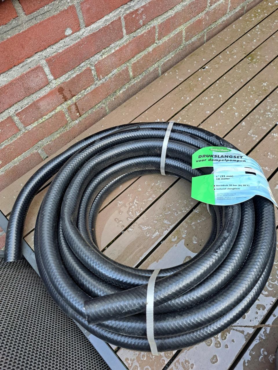 NIEUWE DRUKSLANG VOOR DOMPELPOMPEN