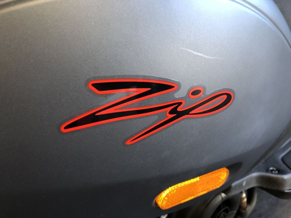 Allerlaatste nieuwe Piaggio Zip S 45km nu op voorraad!