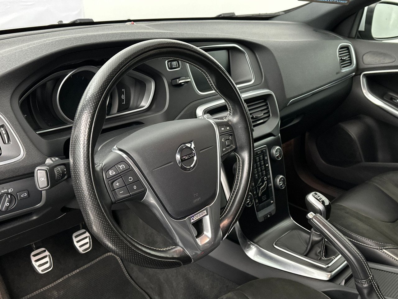 Volvo V40 2.0 T2 R-Design