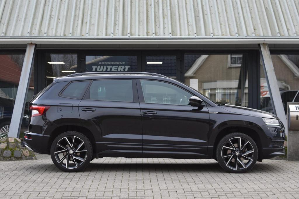 Skoda Karoq 1.5 tsi act sportline | mj21 | trekhaak | camera | virtual | na