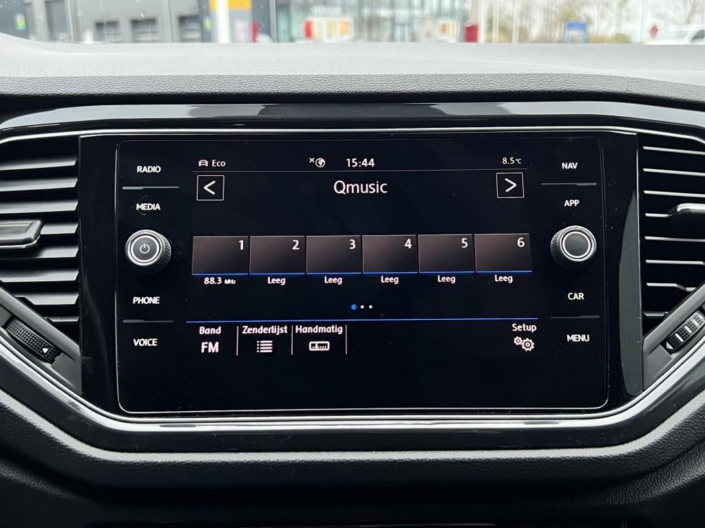 Volkswagen T-roc 1.5 tsi sport automaat | apple/ android carplay | climate 