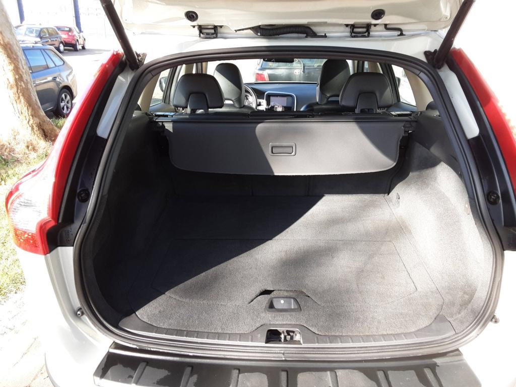 Volvo XC60 2.0 t5 momentum