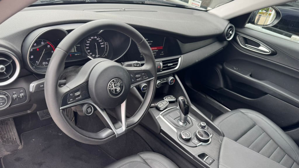 Alfa Romeo Giulia 2.0t