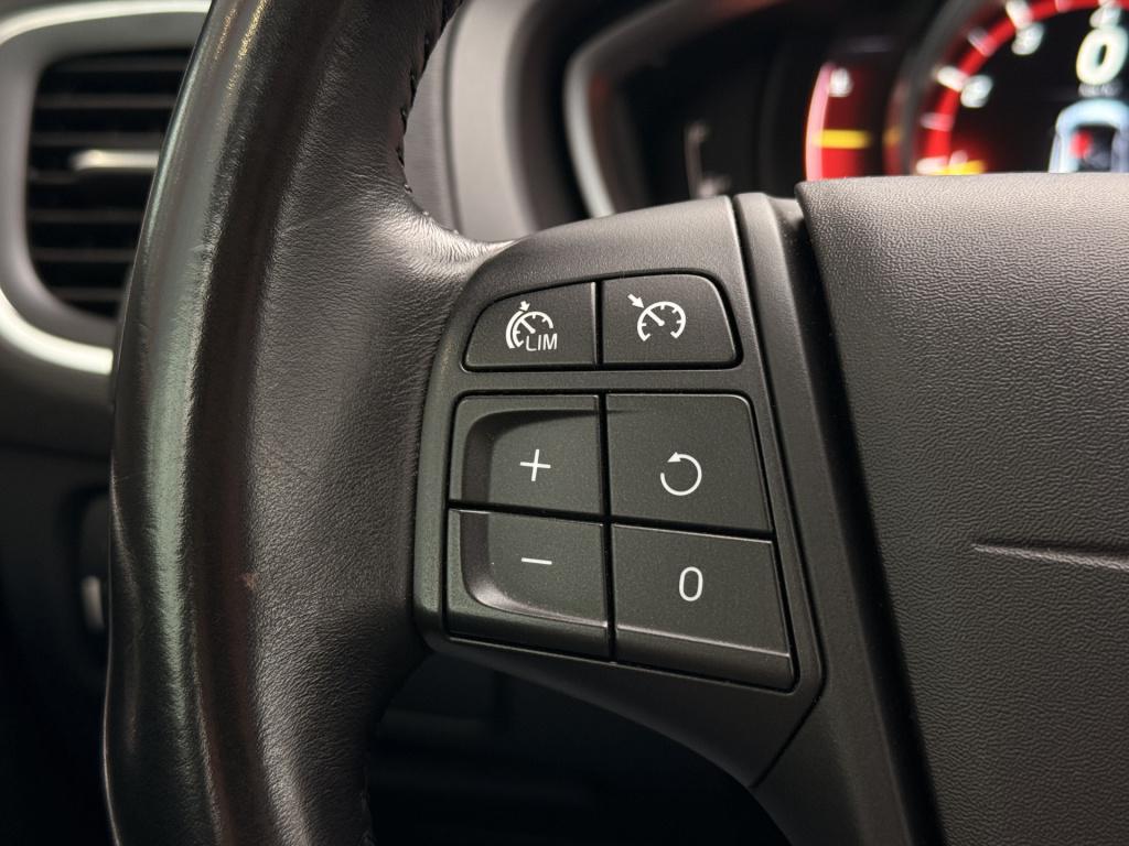 Volvo V40 1.5 t3 kinetic | navi | cruise | stoelverwarming | bluetooth | pa