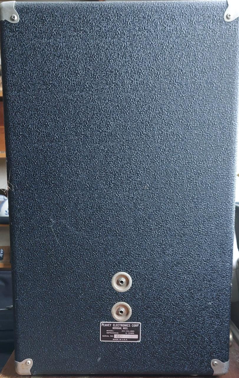 Peavey 210 Column 16 Ohm PA Speakers (Pair)