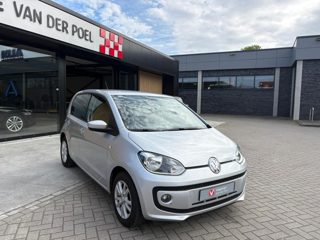 Volkswagen UP! 1.0 high up! bluemotion