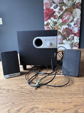 Philps media speaker system
