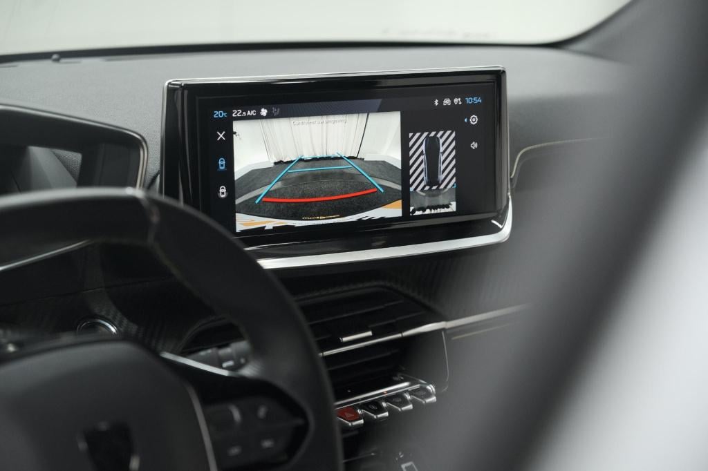 Peugeot 208 puretech 100 gt dark edition | camera | navigatie | apple carpl