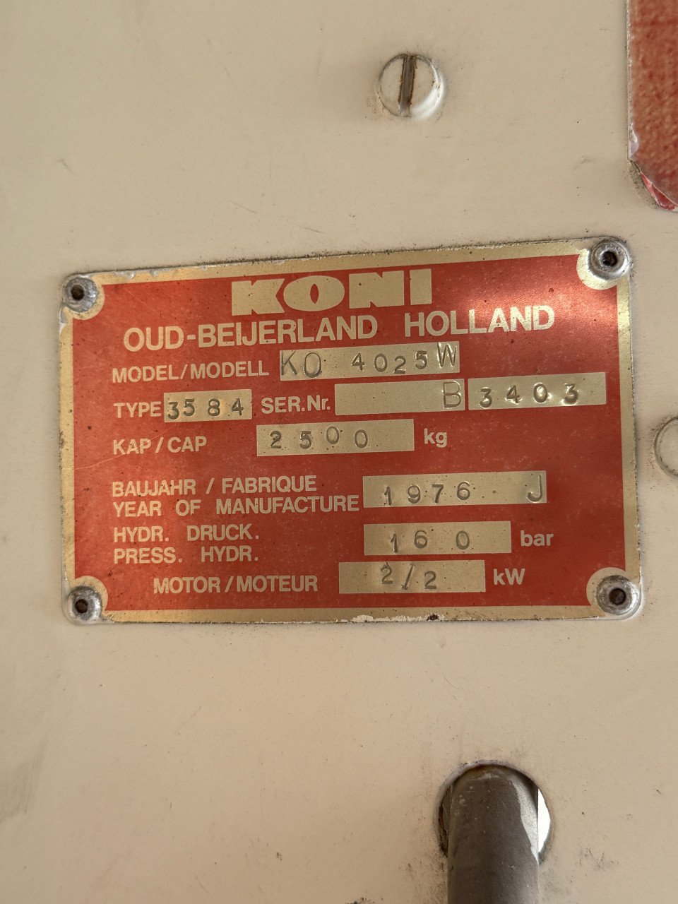 Koni 4 kolom hebbrug